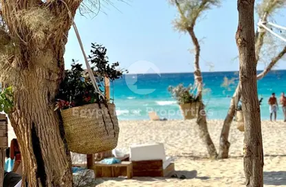 شاليه - 2 غرف نوم - 2 حمامات للبيع في بيت البحر - سيدي حنيش - الساحل الشمالي