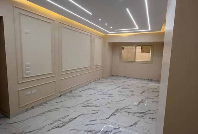 8081235 - Property Main Image