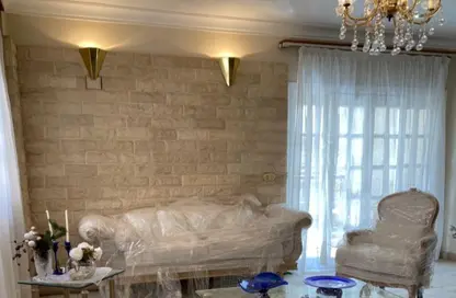 Apartment - 3 Bedrooms - 2 Bathrooms for sale in Hafez Ramadan St. - 6th Zone - Nasr City - Cairo