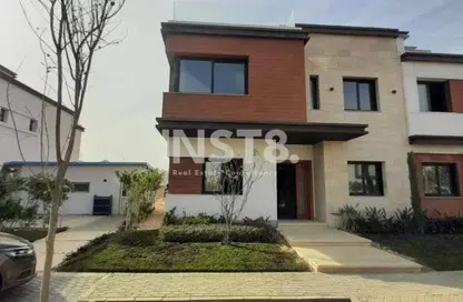 Villa - 5 Bedrooms - 5 Bathrooms for sale in Azzar - 5th Settlement Compounds - The 5th Settlement - New Cairo City - Cairo