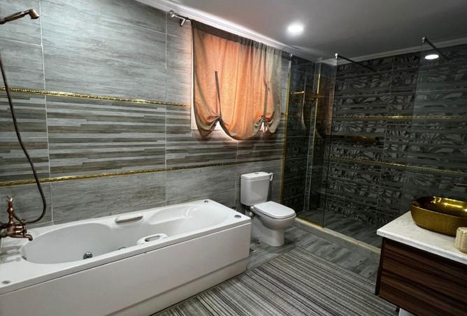 8186444 - Property Image 3