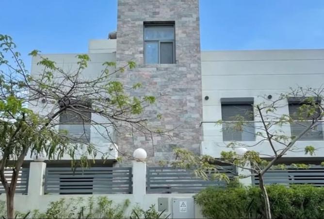 8254492 - Property Image 2