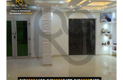 فيلا - 5 غرف نوم - 3 حمامات للبيع في طريق المنصوريه - آخر فيصل - فيصل - حي الهرم - الجيزة
