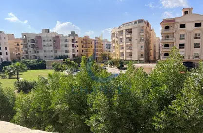 Apartment - 3 Bedrooms - 2 Bathrooms for sale in El Banafseg Apartment Buildings - El Banafseg - New Cairo City - Cairo
