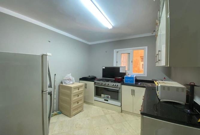 8232477 - Property Image 3