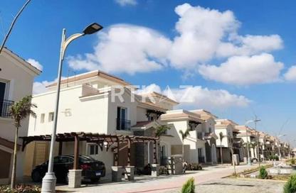 Townhouse - 4 Bedrooms - 4 Bathrooms for sale in Al Maqsad - New Capital Compounds - New Capital City - Cairo
