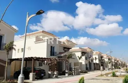 Townhouse - 4 Bedrooms - 4 Bathrooms for sale in Al Maqsad - New Capital Compounds - New Capital City - Cairo