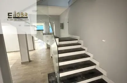 Duplex - 4 Bedrooms - 3 Bathrooms for sale in Al Shouyfat St. - District 1 - The 5th Settlement - New Cairo City - Cairo