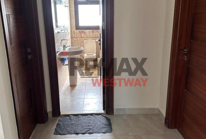 8380729 - Property Image 3