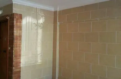 شقة - 2 غرف نوم - 2 حمامات للايجار في الحي الاول - الشيخ زايد - الجيزة