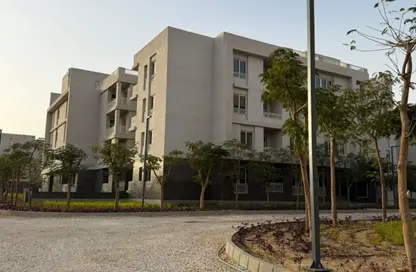 Apartment - 3 Bedrooms - 3 Bathrooms for sale in W Signature By Waterway - South Investors Area - New Cairo City - Cairo