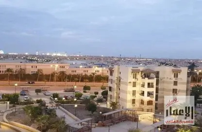 Apartment - 2 Bedrooms - 2 Bathrooms for rent in 7th District - Sheikh Zayed City - Giza