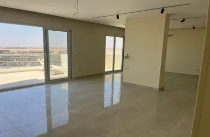 Apartment - 3 Bedrooms - 3 Bathrooms for rent in Mountain View iCity - 5th Settlement Compounds - The 5th Settlement - New Cairo City - Cairo