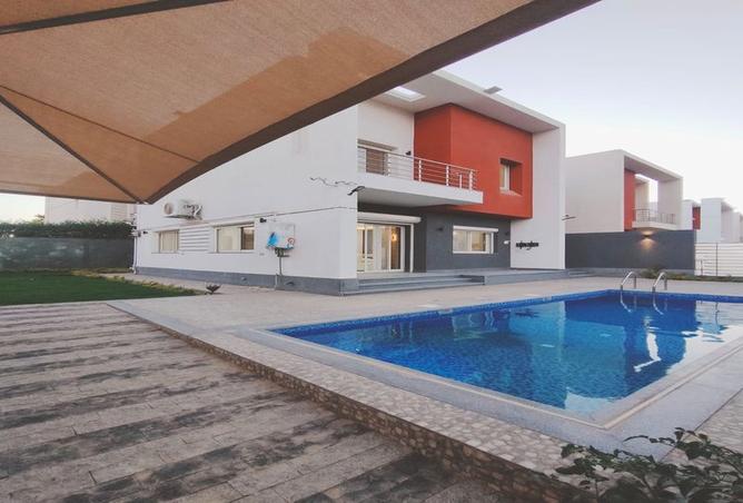 7988365 - Property Image 3