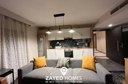 Apartment - 3 Bedrooms - 3 Bathrooms for rent in New Giza - Cairo Alexandria Desert Road - 6 October City - Giza