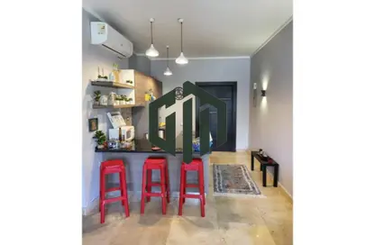 Apartment - 2 Bedrooms - 1 Bathroom for rent in Palm Hills Village Gate - South Investors Area - New Cairo City - Cairo