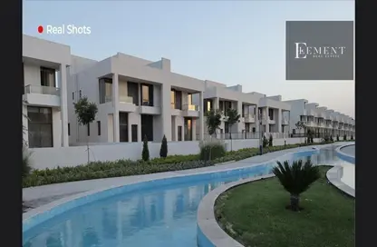 Townhouse - 4 Bedrooms - 4 Bathrooms for sale in Lake West - Sheikh Zayed Compounds - Sheikh Zayed City - Giza
