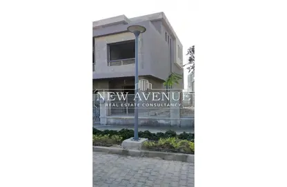 Villa - 4 Bedrooms - 4 Bathrooms for sale in New Giza - Cairo Alexandria Desert Road - 6 October City - Giza
