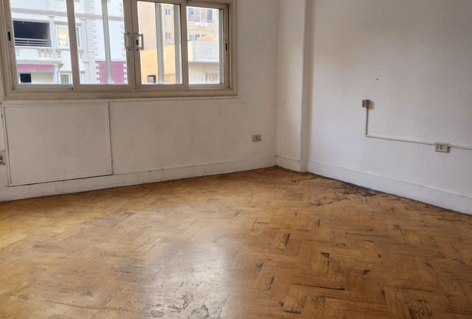 8240128 - صورة العقار 2