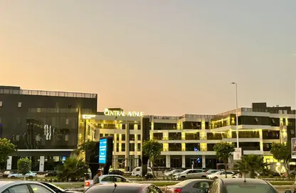 محل تجاري - استوديو - 1 حمام للبيع في سنترال افينيو - الحي الثاني - الشيخ زايد - الجيزة