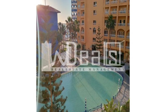 8321344 - Property Image 2