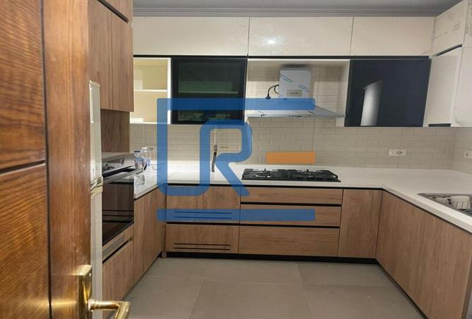 8120960 - Property Image 3