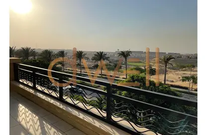 شقة - 3 غرف نوم - 4 حمامات للبيع في التو - اب تاون كايرو - المقطم - القاهرة