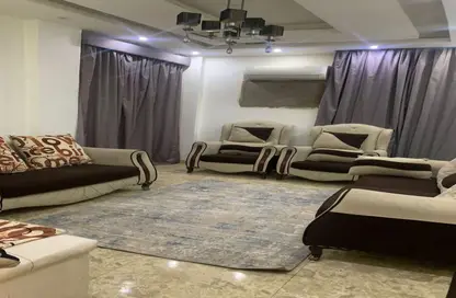 شقة - 3 غرف نوم - 2 حمامات للايجار في شارع التحرير - منطقة الجيزة - جنوب الجيزة - الجيزة