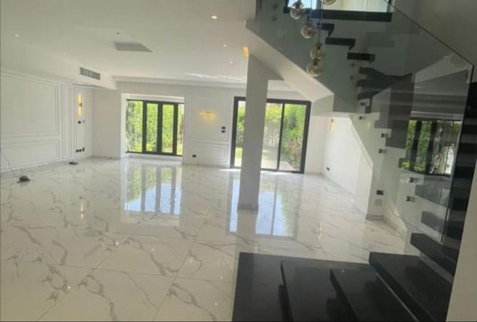 8353728 - Property Image 2