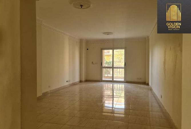 8172588 - Property Image 3