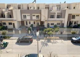 Townhouse - 4 bedrooms - 4 bathrooms for للايجار in Grand Heights - Northern Expansions - 6 October City - Giza