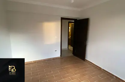 شقة - 3 غرف نوم - 2 حمامات للايجار في حى القرنفل - التجمع الخامس - مدينة القاهرة الجديدة - القاهرة