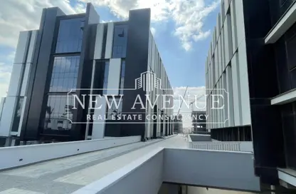 Office Space - Studio - 2 Bathrooms for sale in Central New Cairo - North Teseen St. - The 5th Settlement - New Cairo City - Cairo