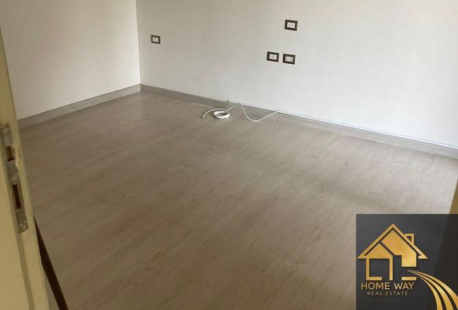8146790 - Property Image 3
