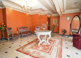 Apartment - 5 bedrooms for للبيع in Shaarawy St. - Laurent - Hay Sharq - Alexandria