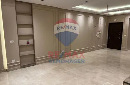 شقة - 4 غرف نوم - 4 حمامات للبيع في فيفث سكوير - التجمع الخامس - مدينة القاهرة الجديدة - القاهرة