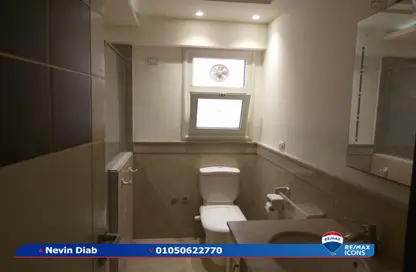 شقة - 2 غرف نوم - 2 حمامات للايجار في سموحة - حي شرق - الاسكندرية