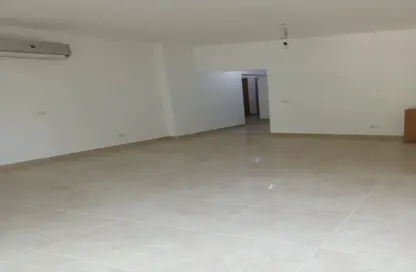 Apartment - 3 Bedrooms - 3 Bathrooms for rent in Moon Residences - Fifth Square - The 5th Settlement - New Cairo City - Cairo