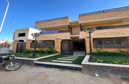 Apartment - 3 Bedrooms - 2 Bathrooms for sale in 1st Neighborhood - 3rd District West - Shorouk City - Cairo