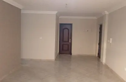 Apartment - 3 Bedrooms - 2 Bathrooms for rent in El Koronfel - The 5th Settlement - New Cairo City - Cairo