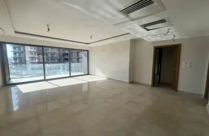 Apartment - 3 Bedrooms - 2 Bathrooms for sale in Park Side Residence - Zed Towers - Sheikh Zayed Compounds - Sheikh Zayed City - Giza
