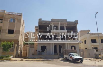 Villa - 7+ Bedrooms - 7+ Bathrooms for sale in El Banafseg - New Cairo City - Cairo