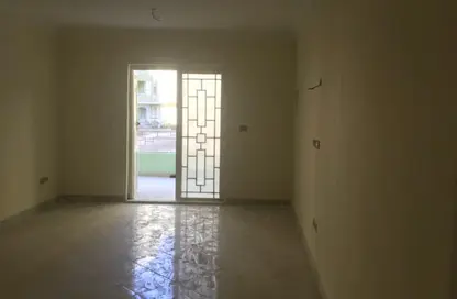 Apartment - 3 Bedrooms - 1 Bathroom for sale in Gardenia City Compound Nasr City - Zahraa Madinat Nasr - Nasr City - Cairo