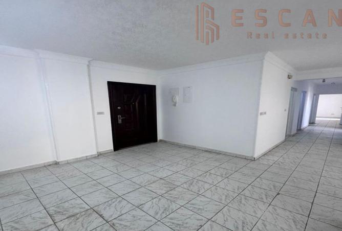 8155882 - Property Main Image