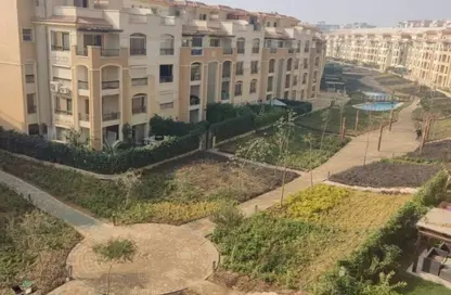 Apartment - 3 Bedrooms - 2 Bathrooms for sale in Stone Residence - 5th Settlement Compounds - The 5th Settlement - New Cairo City - Cairo