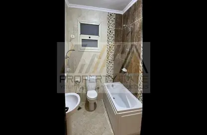شقة - 2 غرف نوم - 2 حمامات للايجار في حى القرنفل - التجمع الخامس - مدينة القاهرة الجديدة - القاهرة