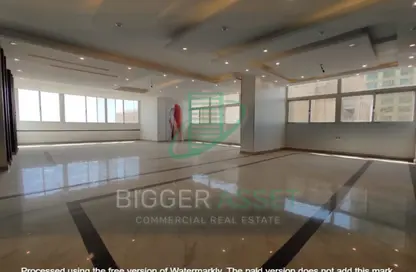 Office Space - Studio - 3 Bathrooms for rent in Cornish El Nile St. - Maadi - Hay El Maadi - Cairo
