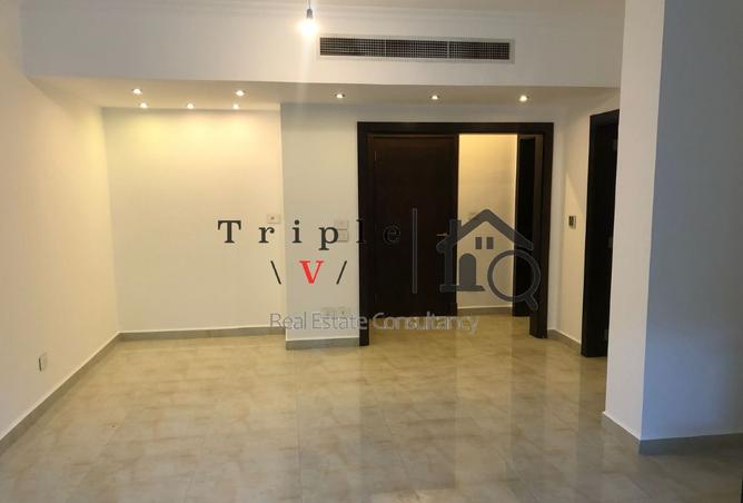 8401229 - Property Image 3