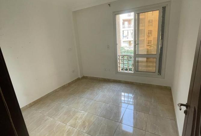 8073890 - Property Image 2
