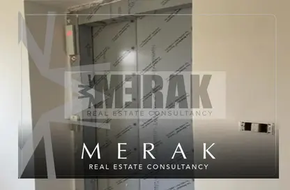 Apartment - 2 Bedrooms - 3 Bathrooms for sale in Hyde Park - 5th Settlement Compounds - The 5th Settlement - New Cairo City - Cairo